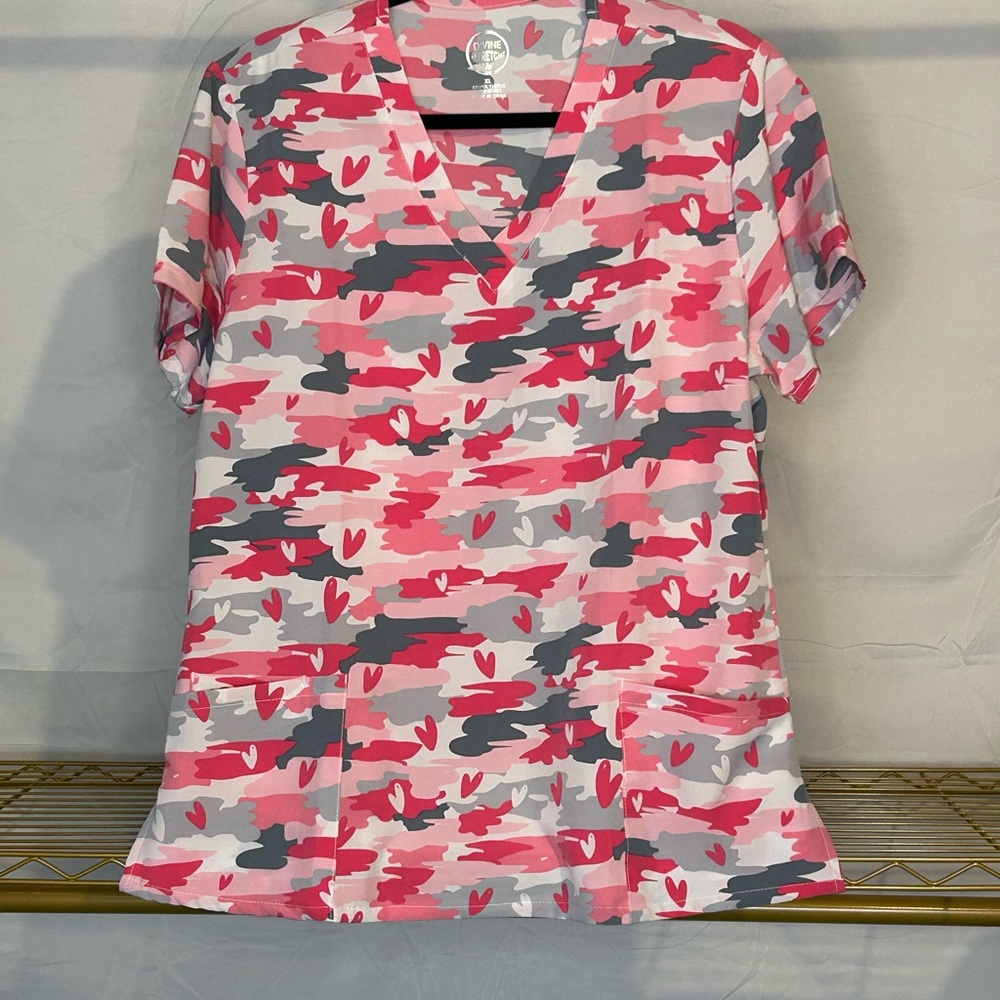 Pink and Gray Graphic Short Sleeve Scrub Top